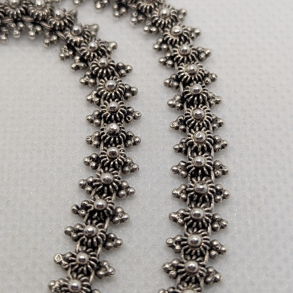 Granulated Flower Silver Necklace - Picture 4 of 8